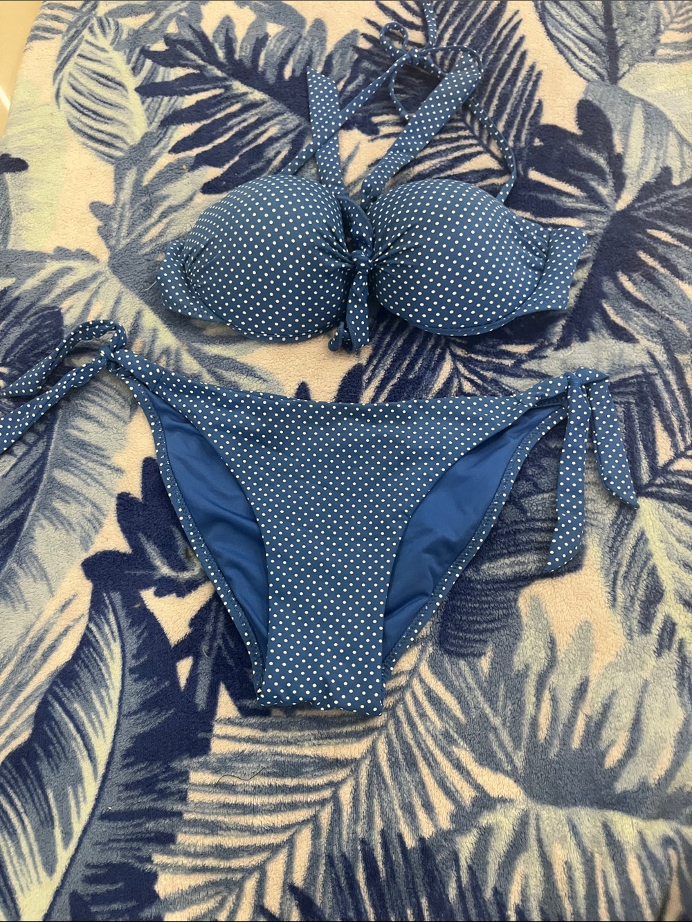 Women’s Blue Polka Dot Tie Bikini Set